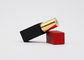 Tabung Lip Balm Persegi Tabung Aluminium Magnet Ribbed Dengan Warna Hitam Dan Merah