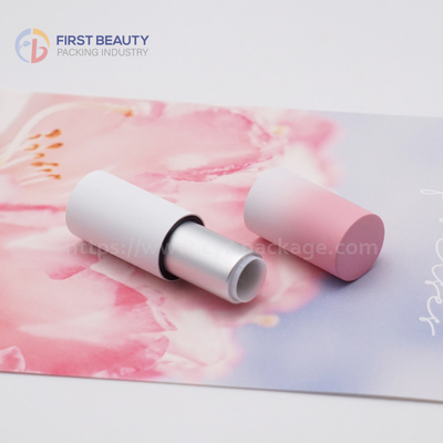 Disesuaikan 3.8g Cosmetic Lipstick Tube dengan Label Pribadi