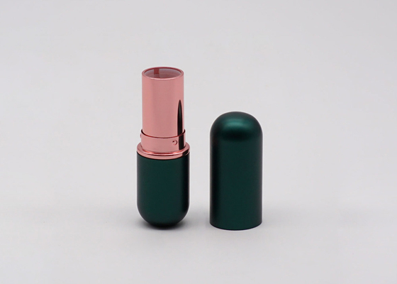 Bentuk Oval Tabung Lip Balm Kosong Magnetik Hijau Tua